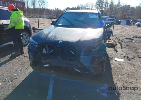 2022 BMW X3 xDrive30I z USA, uszkodzony, nr VIN 5UX53DP0XN9J72130